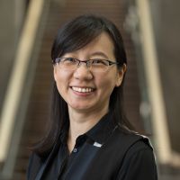 Qiu  Wang